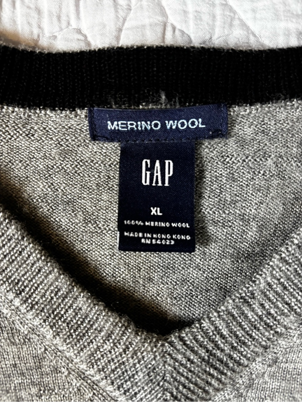 GAP Men’s Gray Merino Wool V-Neck Sweater